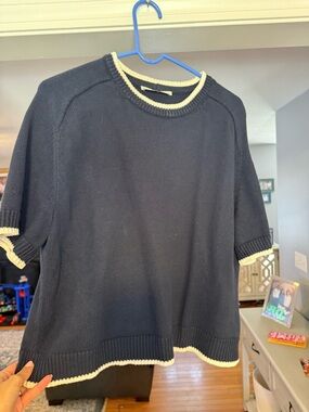 Abercrombie & Fitch Navy Short-Sleeve Knit Top with Cream Trim